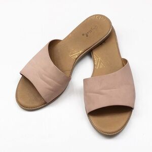 Qupid pink slide sandals